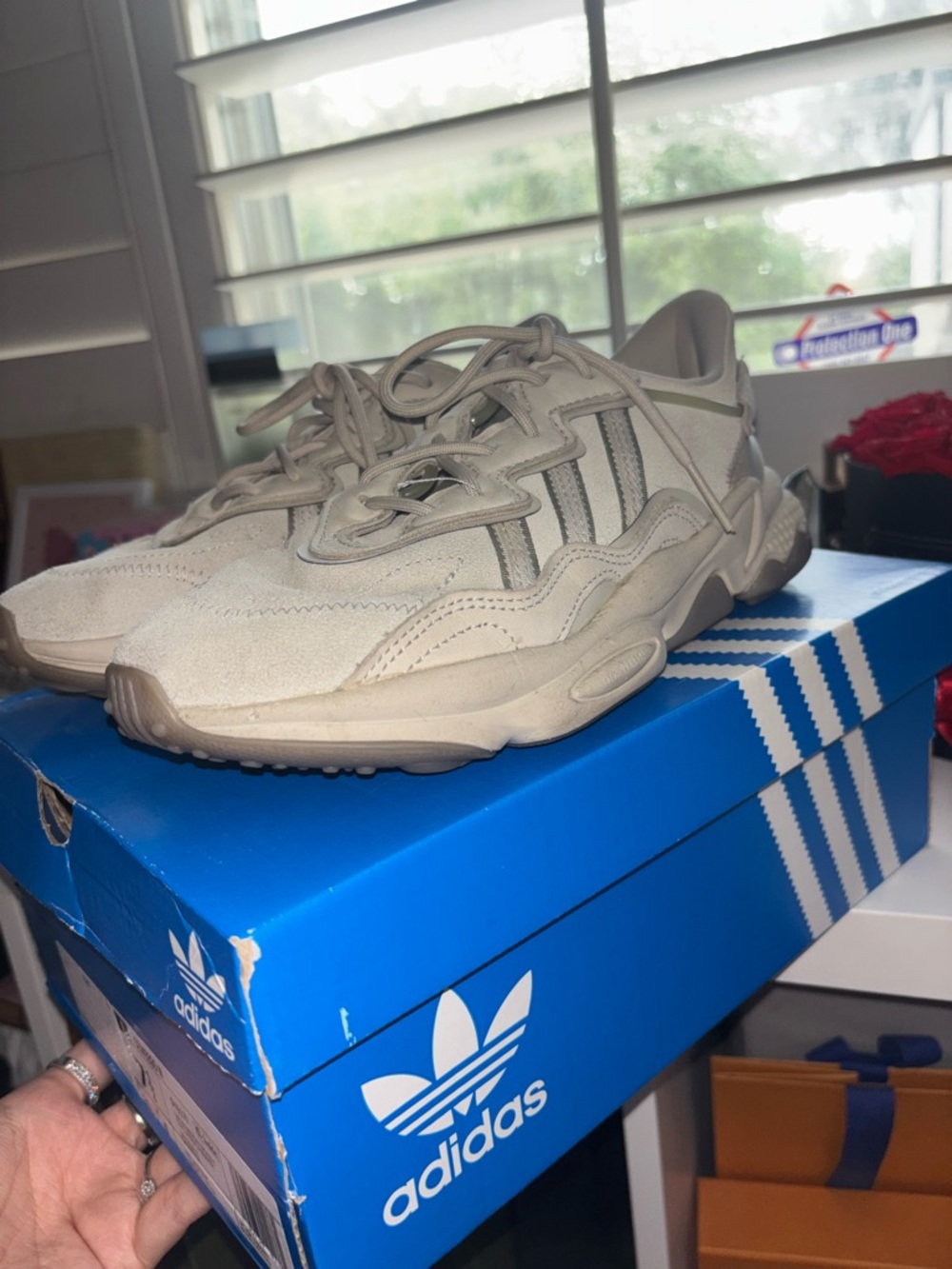 SOLD Adidas OZWEEGO Sneakers